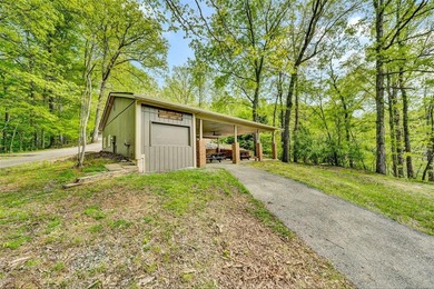 New Lower Price Adjustment. Your private lake retreat awaits! - photo 11