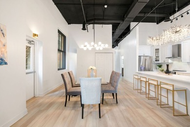 Perfectly positioned on iconic State Street in the heart of