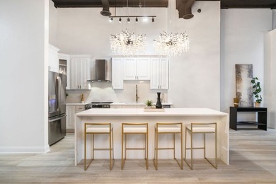 Perfectly positioned on iconic State Street in the heart of