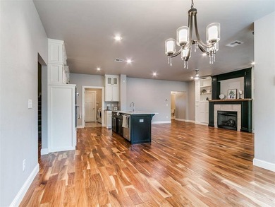 Welcome to your dream Craftsman Bungalow in the esteemed Frisco - photo 18