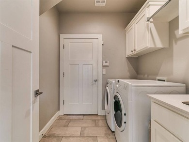Welcome to your dream Craftsman Bungalow in the esteemed Frisco - photo 31