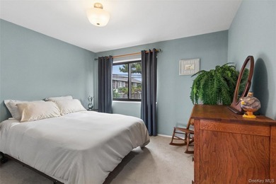 Welcome to this beautifully renovated, move in ready 2-bedroom - photo 12