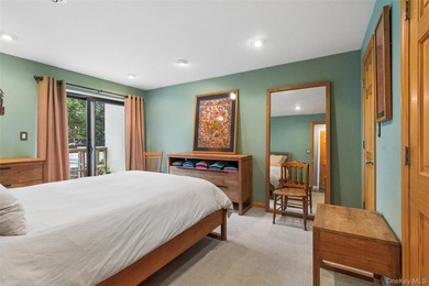 Welcome to this beautifully renovated, move in ready 2-bedroom - photo 14