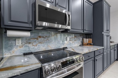 *REDUCED & JUST PERFECT! Don't miss this pristine, updated - photo 14