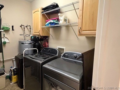 Introducing a peaceful, turn-key lakefront condo in CapeRoyale - photo 21