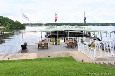 Introducing a peaceful, turn-key lakefront condo in CapeRoyale - photo 25