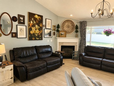 PRICE REDUCTION! Welcome home to this charming single-level - photo 8