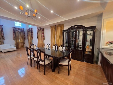 North Flushing Custom Built year 2008 luxury brick house, Large - photo 5