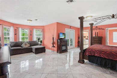 CUSTOM MULTI-GENERATIONAL POOL ESTATE ON OVER 1 ACRE

Rarely - photo 24