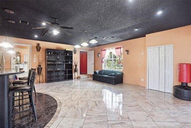 CUSTOM MULTI-GENERATIONAL POOL ESTATE ON OVER 1 ACRE

Rarely - photo 43