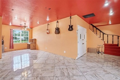 CUSTOM MULTI-GENERATIONAL POOL ESTATE ON OVER 1 ACRE

Rarely - photo 44
