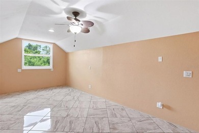 CUSTOM MULTI-GENERATIONAL POOL ESTATE ON OVER 1 ACRE

Rarely - photo 48