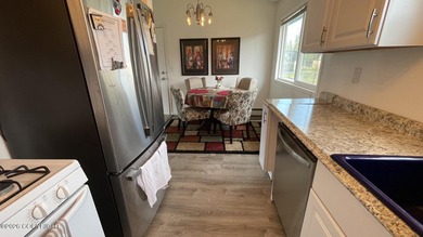 $25K Price Reduction on this beautifully updated 3-bedroom - photo 7