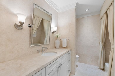 Located on a quiet street in Palm Beach's North End, this modern - photo 10