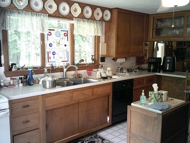 This beauty of a house is going to be a steal for whoever wants - photo 6