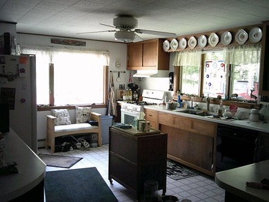This beauty of a house is going to be a steal for whoever wants - photo 8