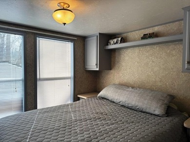 Escape to fun and relaxation at beautiful Rock River Leisure - photo 11