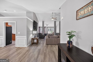 MOTIVATED SELLER!! Offering One Year Home Warranty! Welcome to - photo 3