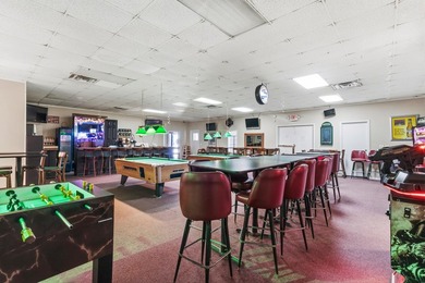 FULLY REMODELED & UPGRADED 2BR/2BA CONDO JUST 2 BLOCKS FROM THE - photo 35