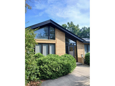 Lake Home For Sale in Orland Park, Illinois