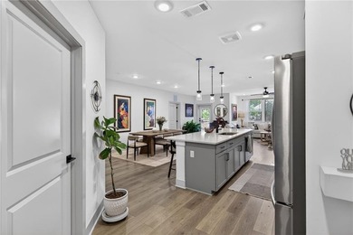 SPECTACULAR 3 BR/ 2 BA FLOORPLAN!!! Welcome to effortless luxury - photo 10