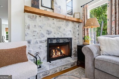 Charming Craftsman Cottage with Lake Views and Steps from the - photo 11