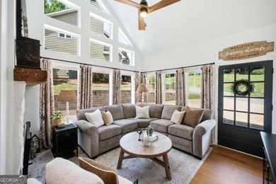 Charming Craftsman Cottage with Lake Views and Steps from the - photo 12