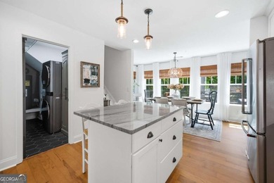 Charming Craftsman Cottage with Lake Views and Steps from the - photo 18