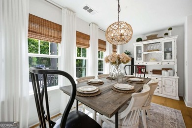 Charming Craftsman Cottage with Lake Views and Steps from the - photo 19