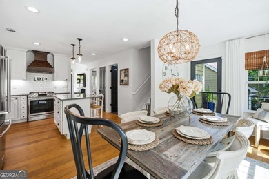 Charming Craftsman Cottage with Lake Views and Steps from the - photo 22