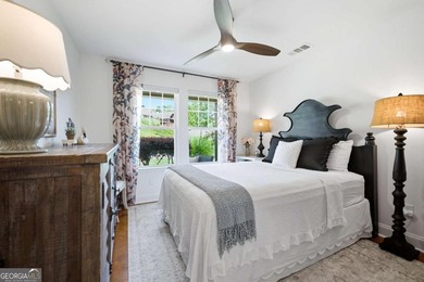 Charming Craftsman Cottage with Lake Views and Steps from the - photo 23