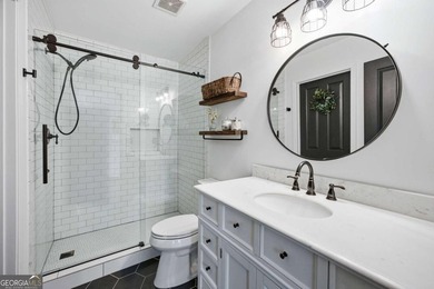 Charming Craftsman Cottage with Lake Views and Steps from the - photo 32
