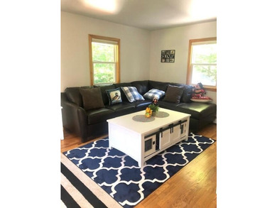 Welcome home to this delightful 3 bedroom, 2 1/2-bath Cape Cod - photo 8
