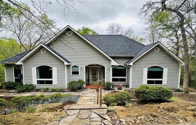 Lake Home For Sale in Pottsboro, Texas