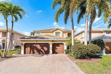 Isles at Wellington Lakes Home For Sale in Wellington Florida
