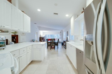 Lake Townhome/Townhouse For Sale in Wellington, Florida