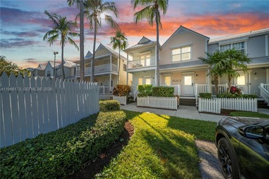 (private lake, pond, coastal) Townhome/Townhouse For Sale in Duck Florida