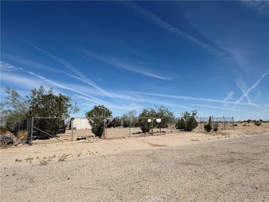 Great opportunity to own a 13,471 sq ft vacant lot near the - photo 2