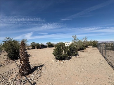 Great opportunity to own a 13,471 sq ft vacant lot near the - photo 5
