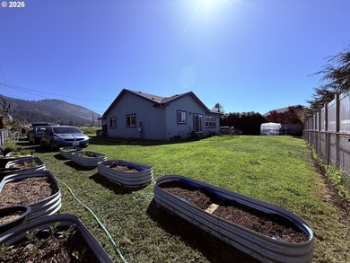 Well-maintained single-level 3 bed, 2 bath home offering 1,524 - photo 31