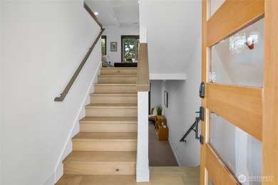 Escape to this mountain retreat in Suncadia's Cascade Reach and - photo 3