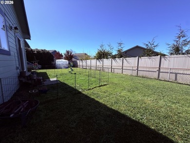 Well-maintained single-level 3 bed, 2 bath home offering 1,524 - photo 35