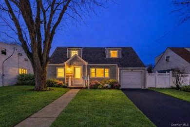 Welcome to 3451 Third Street, Oceanside - a beautifully updated - photo 2