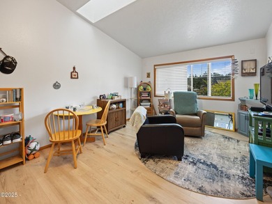 Residential & Commercial with Expansion Potential. Exceptional - photo 11