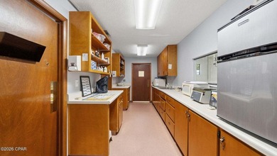 For Sale: Established Veterinary Clinic with Endless Potential - photo 14