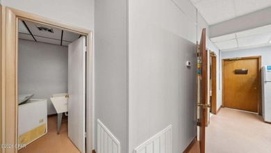 For Sale: Established Veterinary Clinic with Endless Potential - photo 19