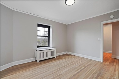 Enjoy stunning sunsets and abundant natural light in this - photo 21