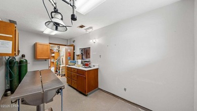 For Sale: Established Veterinary Clinic with Endless Potential - photo 22