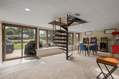 Experience refined waterfront living in this beautiful 4-bedroom - photo 34