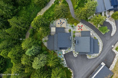 Nestled on the picturesque Priest Lake Golf Club, this brand new - photo 4
